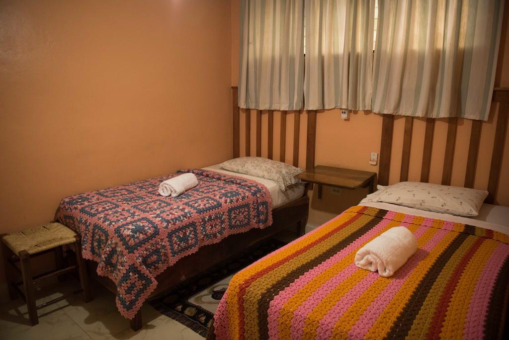 Hostal Dona Chava Педерналес Экстерьер фото